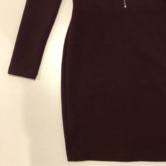 Dynamite Long Sleeve Dress Burgundy Color Womens size Small - Picture 2 of 10